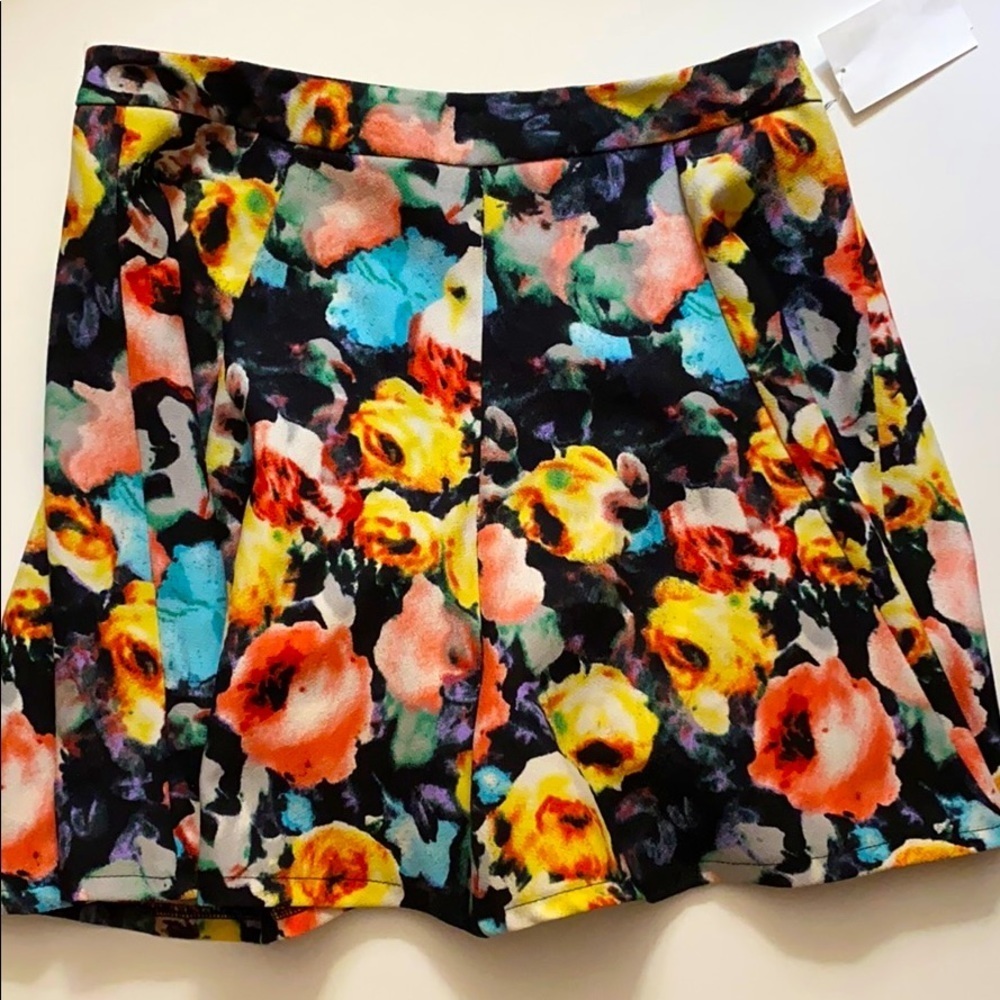 NWT Lush multicolored floral skirt size: L